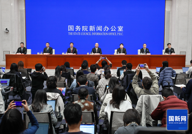 前10月以旧换新带动消费超2.4万亿元!多部门最新回应关于促进家居消费