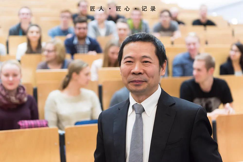 理想卫浴丨争口气 ！他为理想也为中国制造