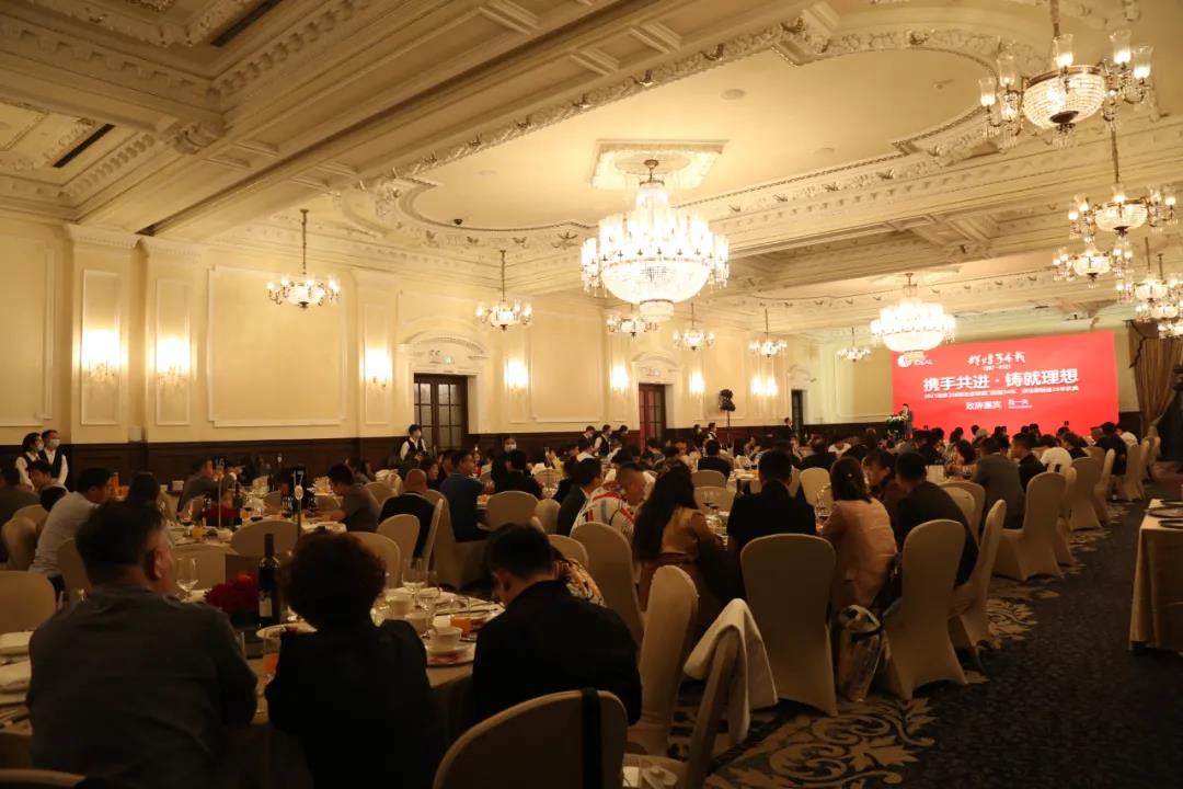 理想卫浴铝合金玻璃门制造34年、淋浴房制造26年庆典成功举行