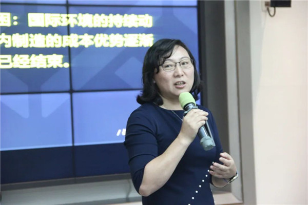20余建材家居企业老板齐聚佛山论道外向型企业如何赢销国内市场