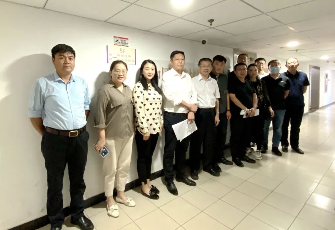 枣庄市有关领导到访中国建筑材料流通协会