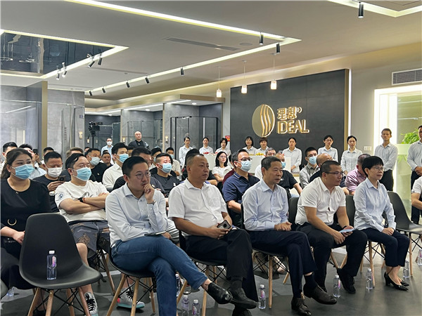 理想卫浴发布2022七大系列新品温暖行业“冬天”，见证科技力量！